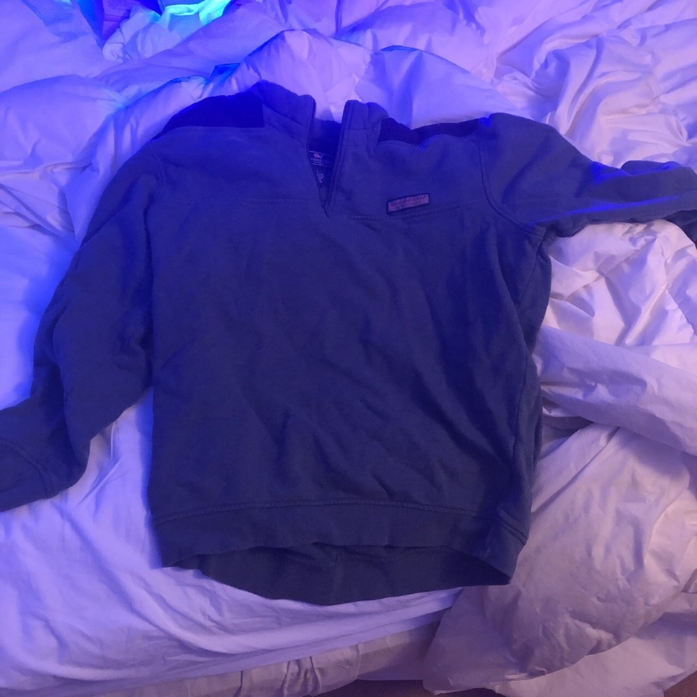 Vineyard vines sweatshirt